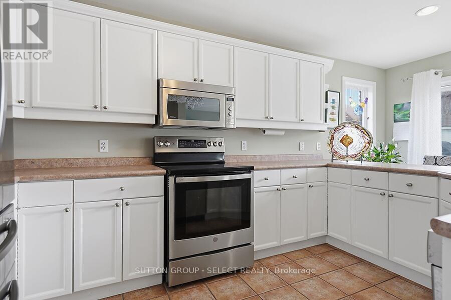 1758 Devos Drive, London North, Ontario  N5X 4H9 - Photo 14 - X12914540