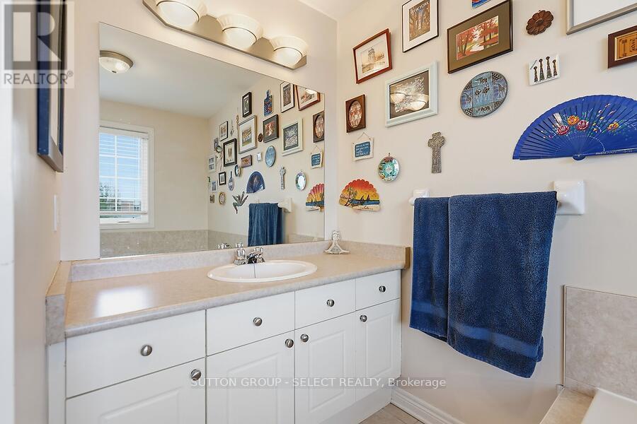 1758 Devos Drive, London North, Ontario  N5X 4H9 - Photo 23 - X12914540