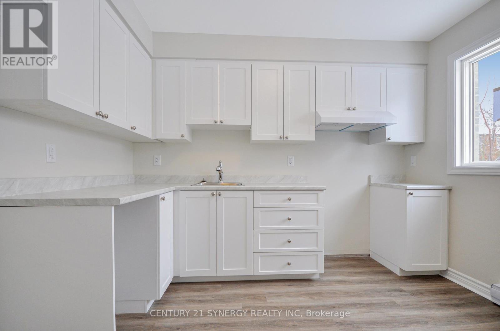 72 - 2976 Olympic Way, Ottawa, Ontario  K1T 1Y4 - Photo 4 - X12914402