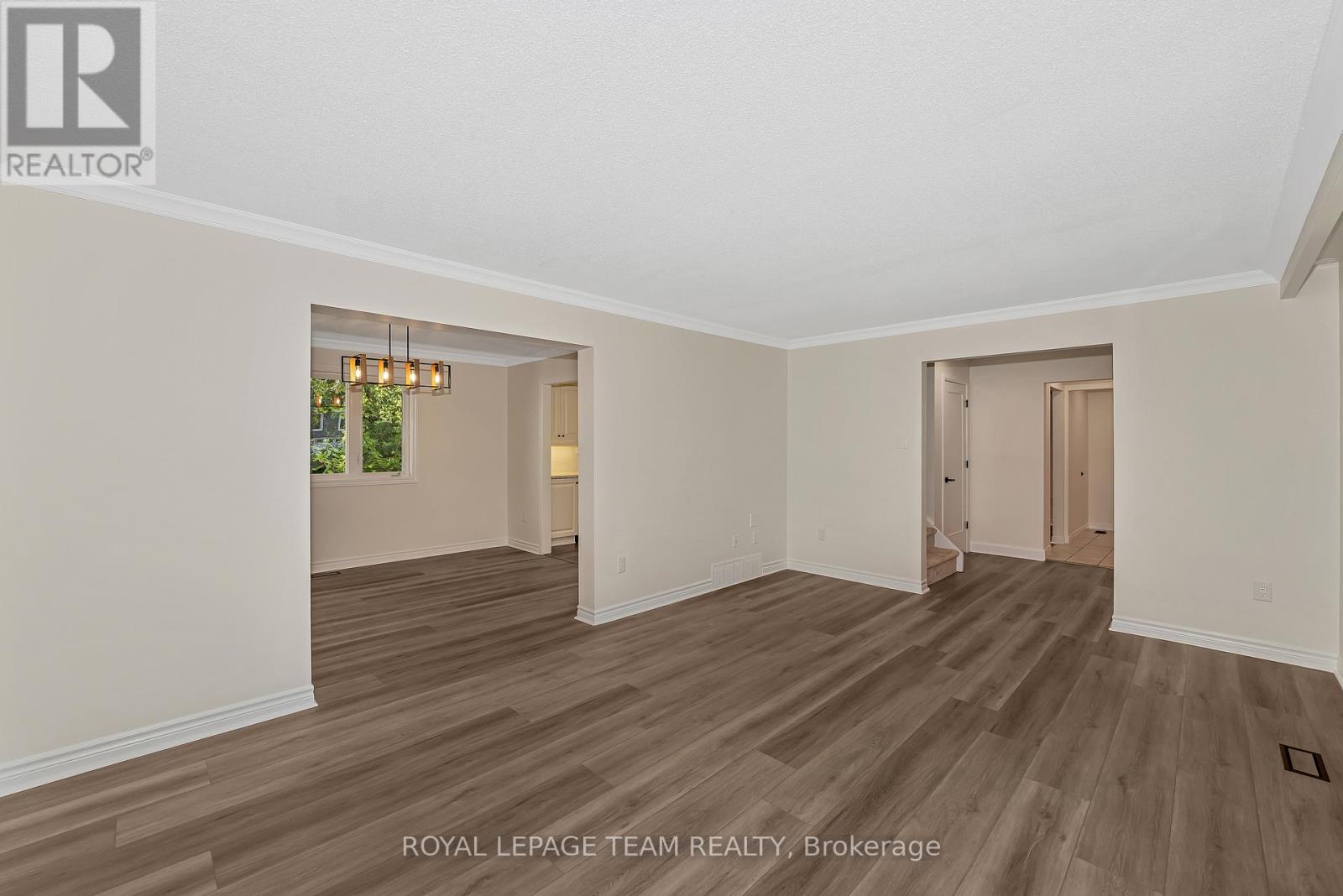 1825 Yale Avenue, Ottawa, Ontario  K1H 6S3 - Photo 10 - X12914404