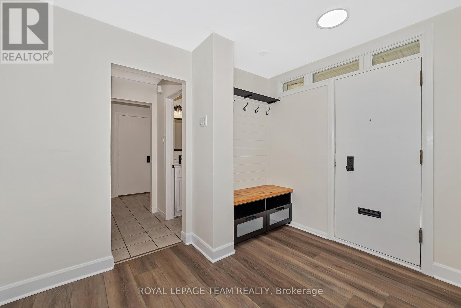 1825 Yale Avenue, Ottawa, Ontario  K1H 6S3 - Photo 6 - X12914404