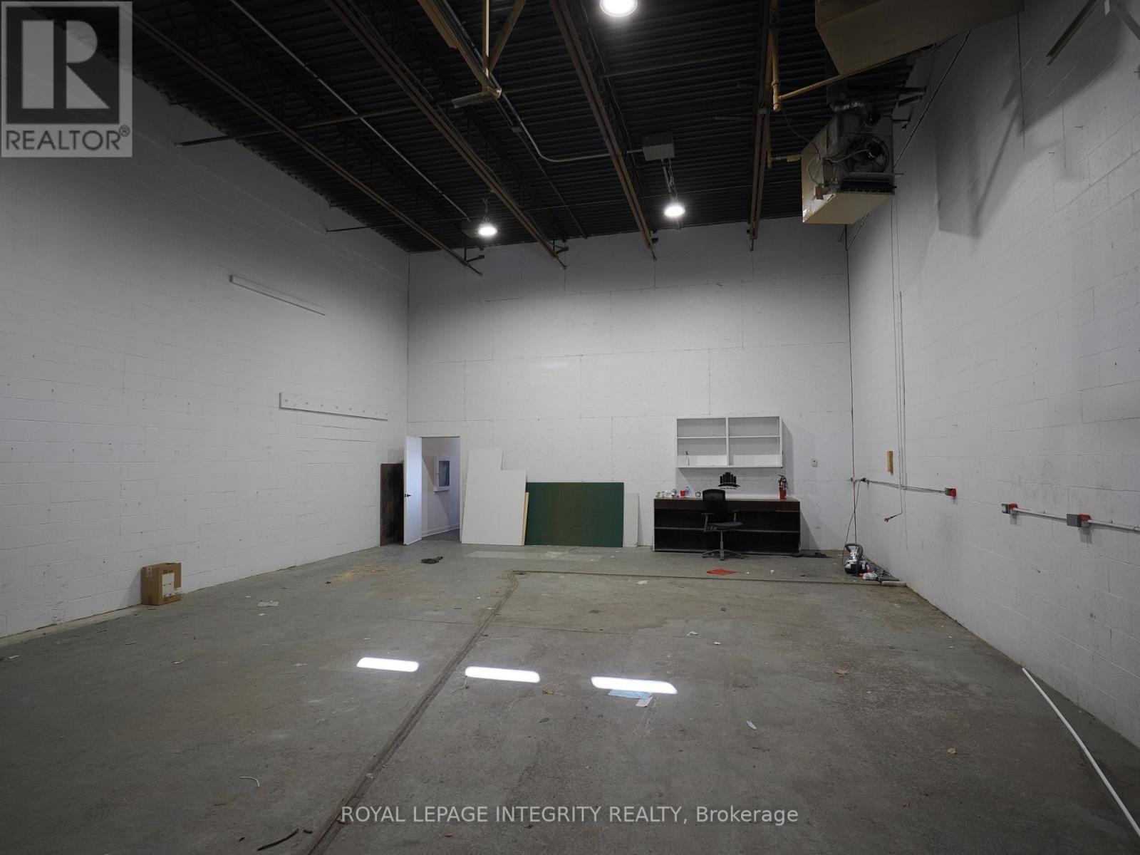 10-11 - 2295 Stevenage Drive, Ottawa, Ontario  K1G 3W1 - Photo 9 - X12914544