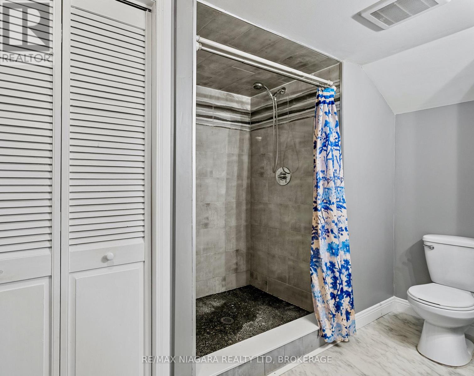 594 Doans Ridge Road, Welland, Ontario  L3B 5N7 - Photo 25 - X12914416