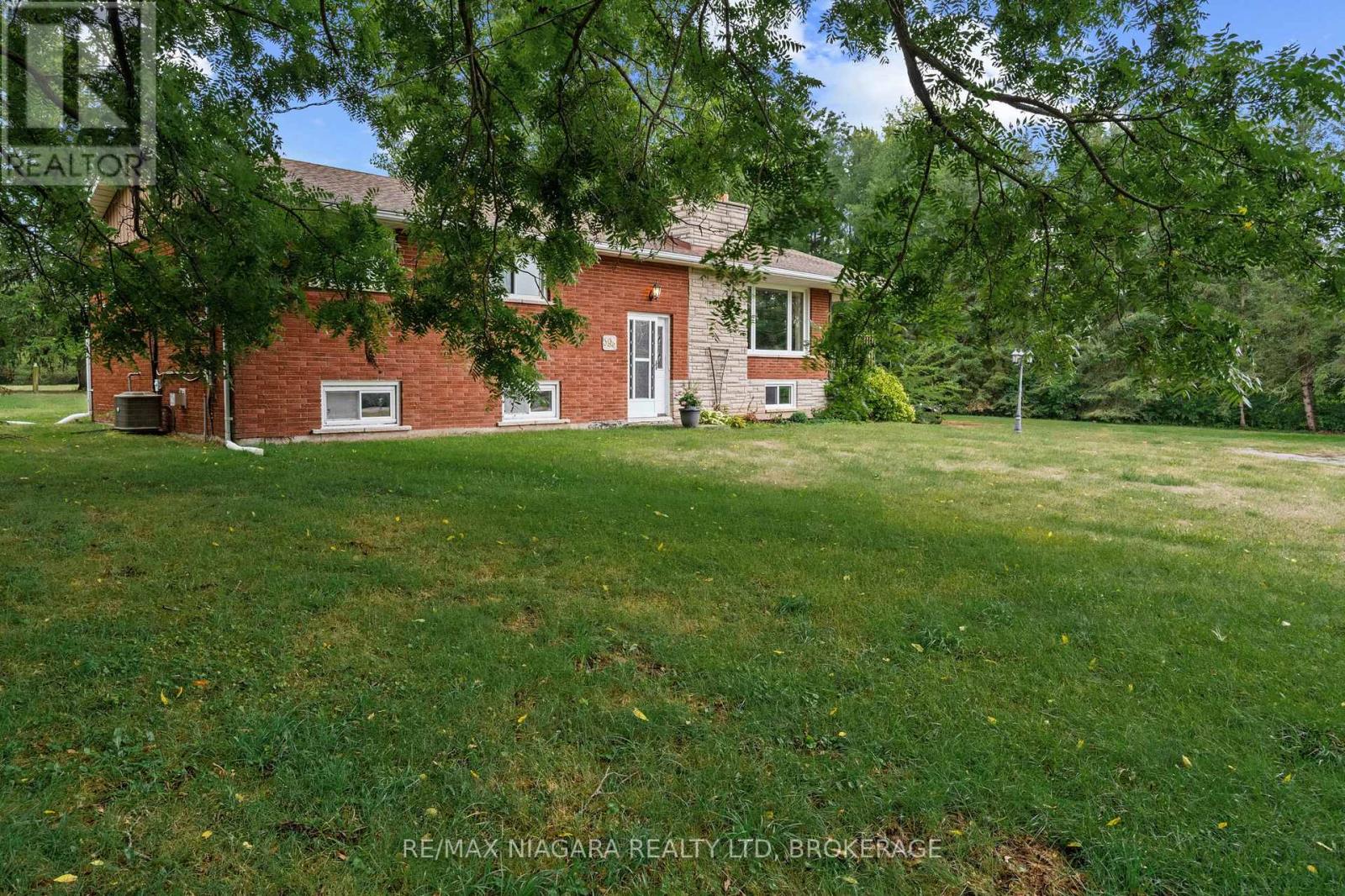 594 Doans Ridge Road, Welland, Ontario  L3B 5N7 - Photo 3 - X12914416