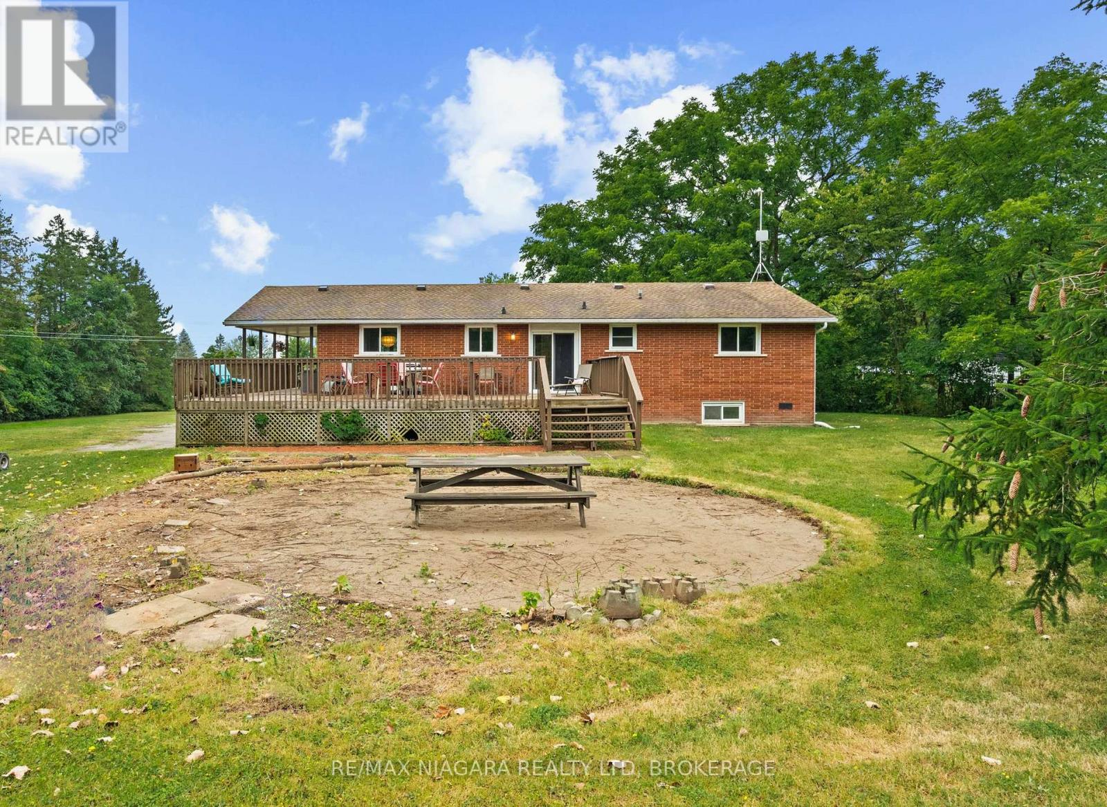 594 Doans Ridge Road, Welland, Ontario  L3B 5N7 - Photo 33 - X12914416