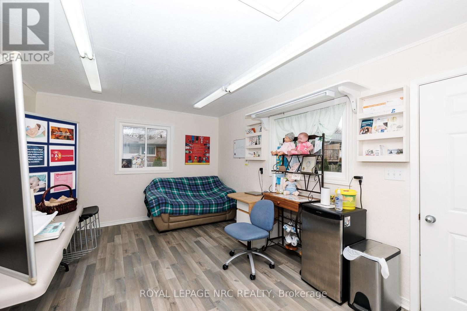 15 Carousel Circle, St. Catharines, Ontario  L2N 6C9 - Photo 35 - X12914522