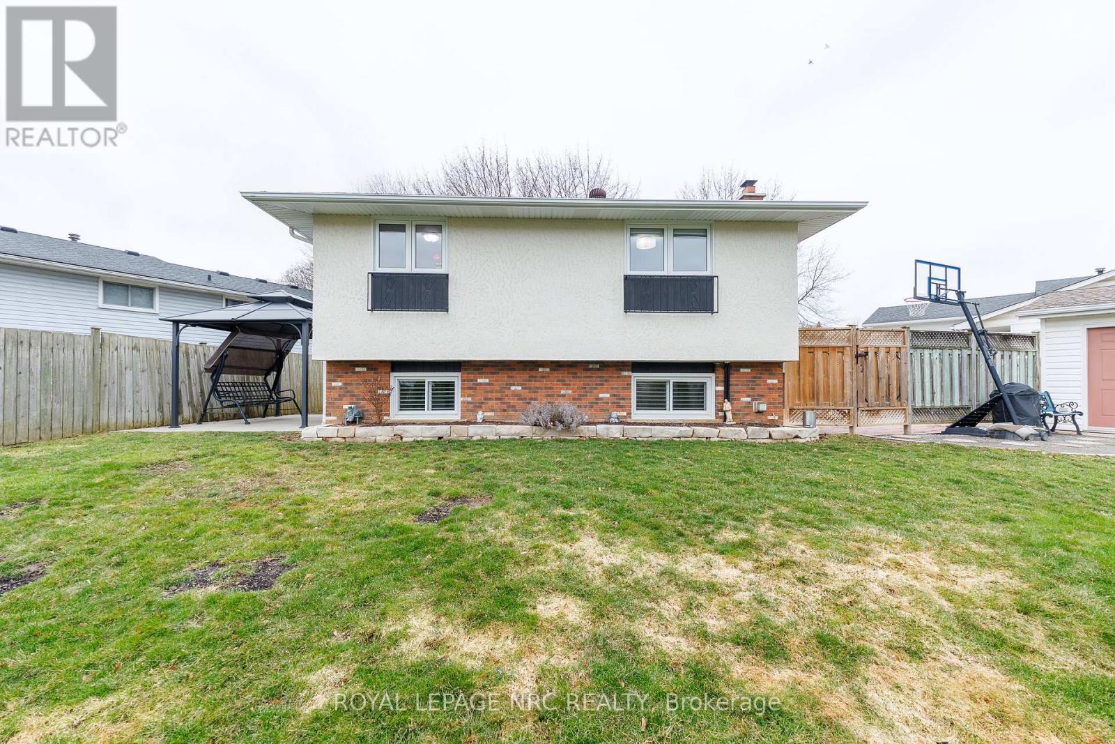 15 Carousel Circle, St. Catharines, Ontario  L2N 6C9 - Photo 39 - X12914522