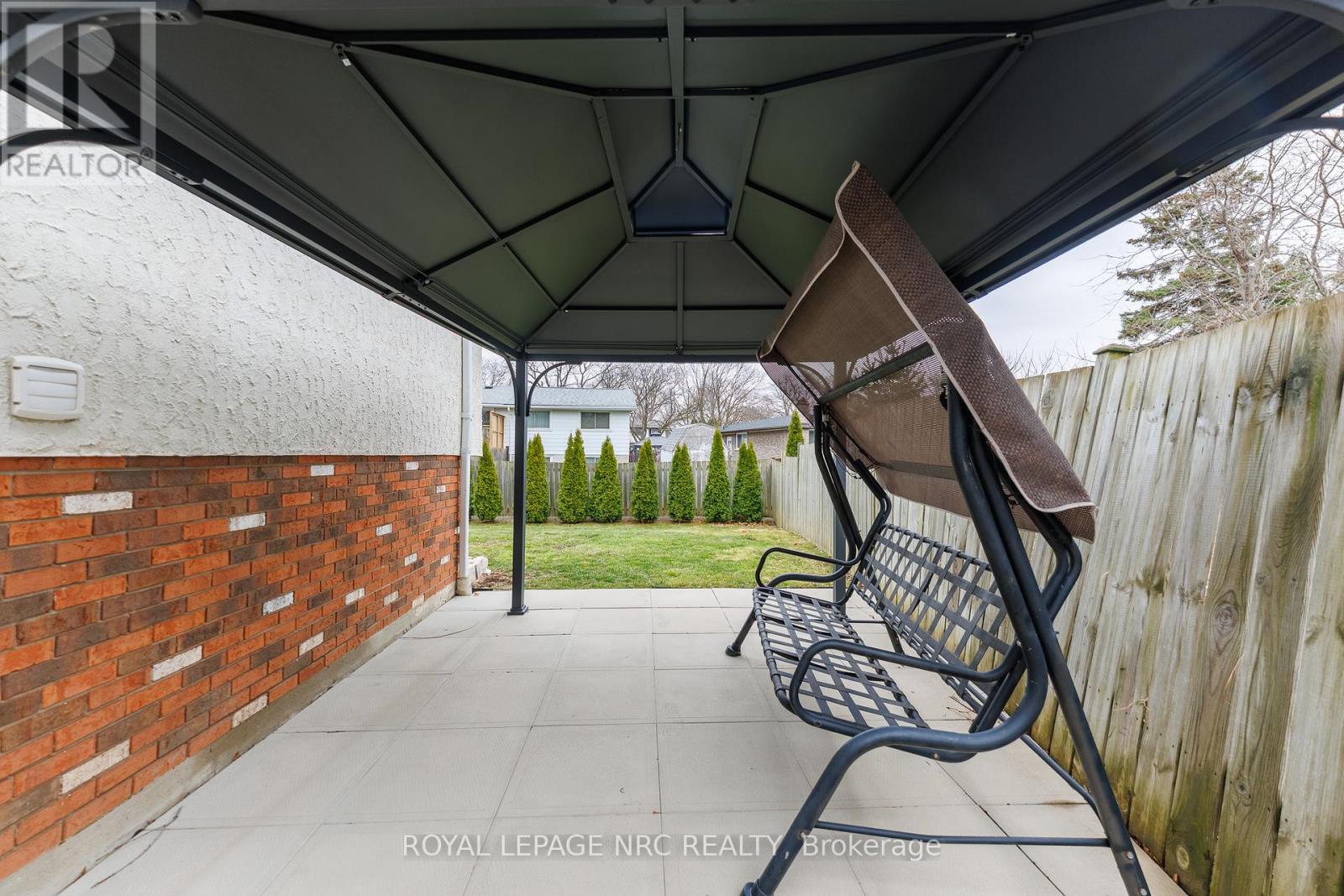 15 Carousel Circle, St. Catharines, Ontario  L2N 6C9 - Photo 41 - X12914522