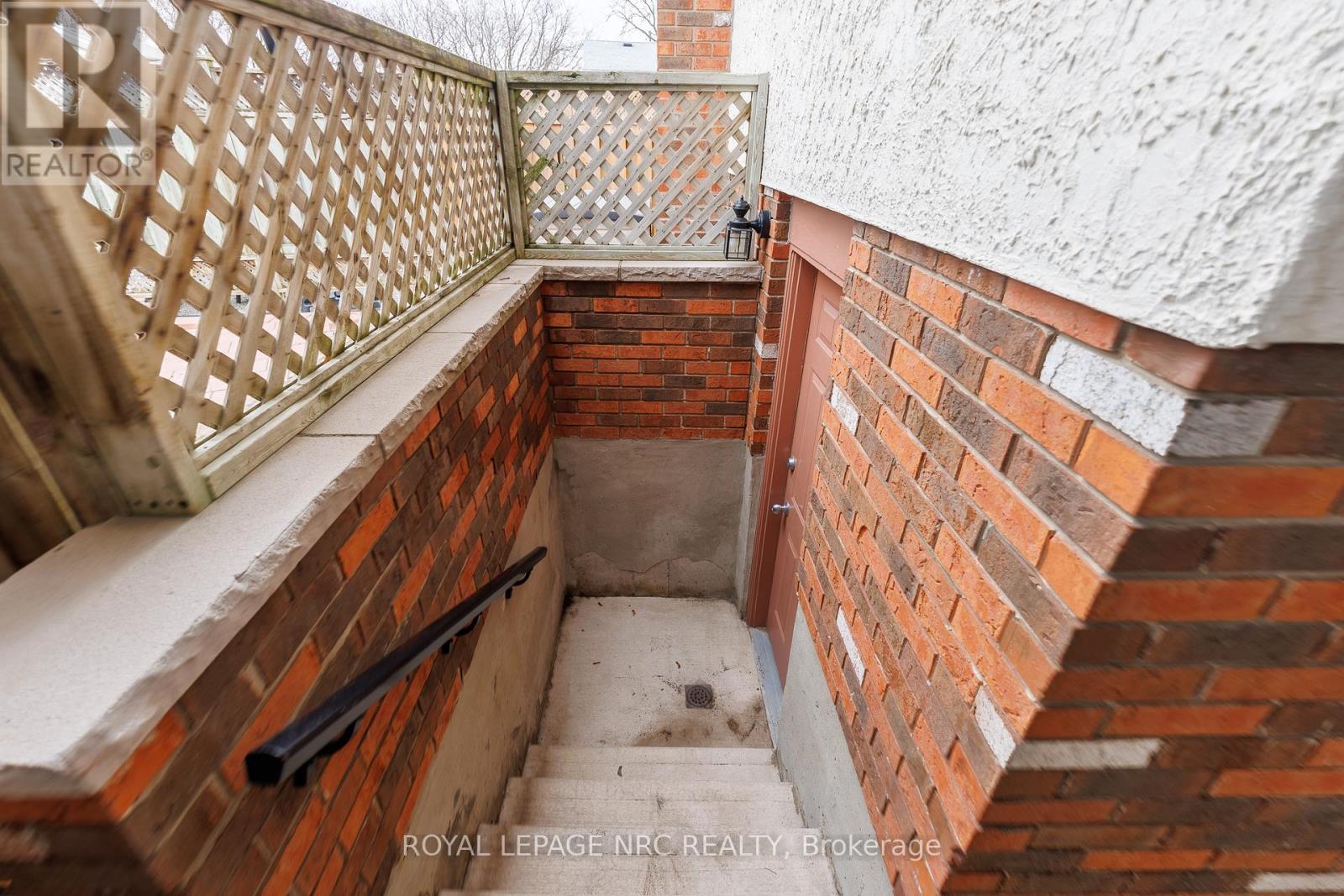 15 Carousel Circle, St. Catharines, Ontario  L2N 6C9 - Photo 44 - X12914522