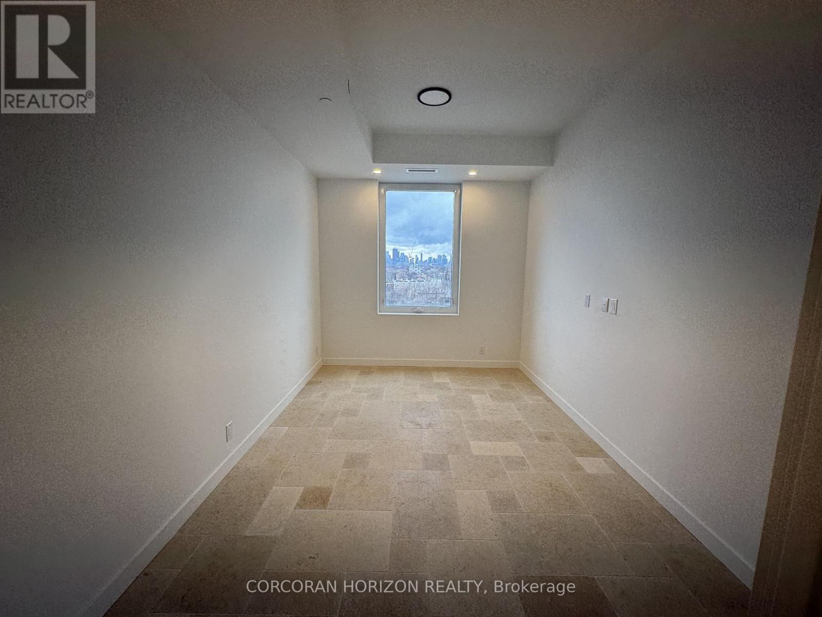 819 - 1050 Eastern Avenue, Toronto, Ontario  M4L 0B7 - Photo 9 - E12764608