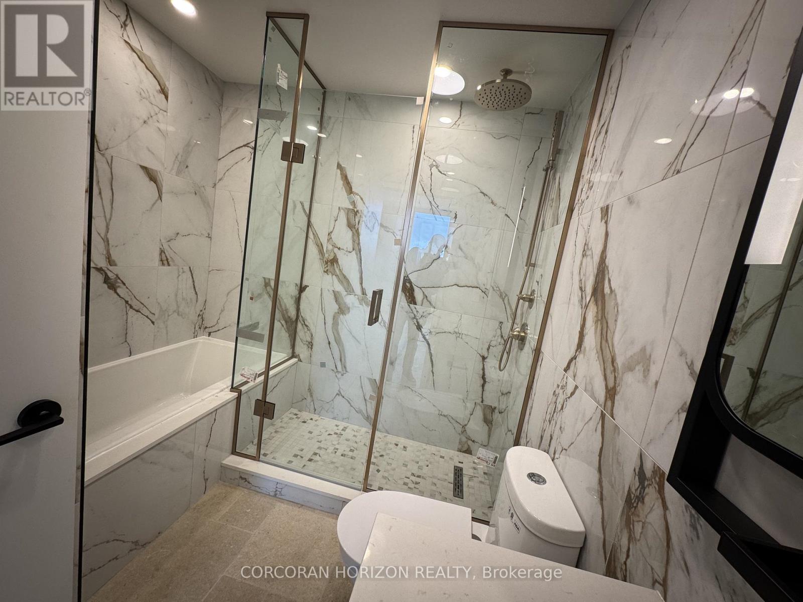 819 - 1050 Eastern Avenue, Toronto, Ontario  M4L 0B7 - Photo 7 - E12764608