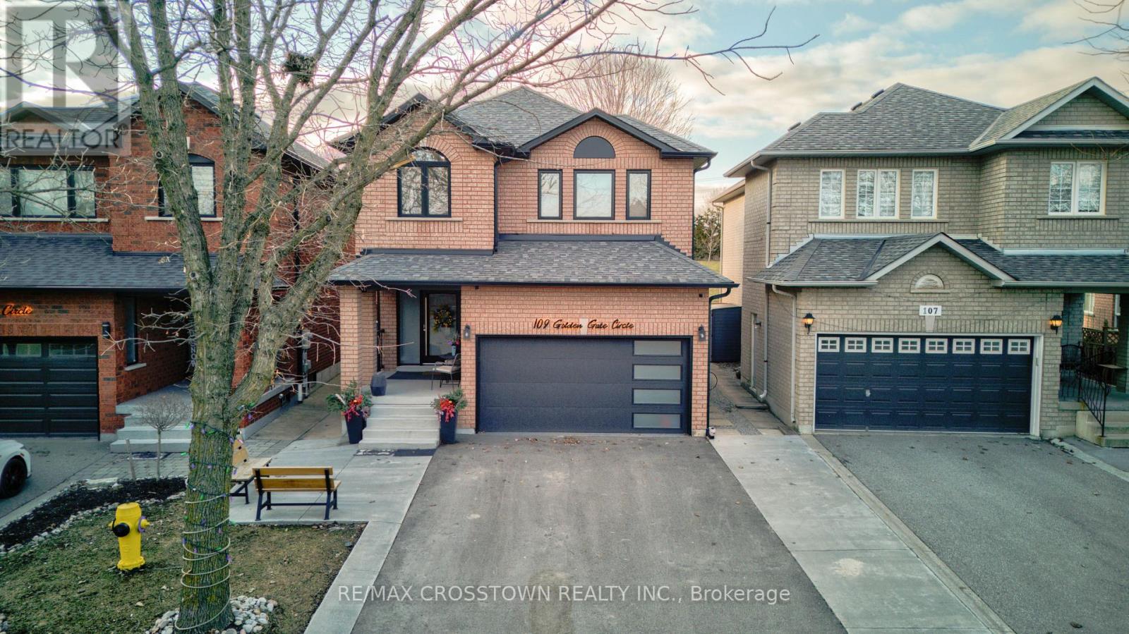 109 GOLDEN GATE CIRCLE, Vaughan, Ontario