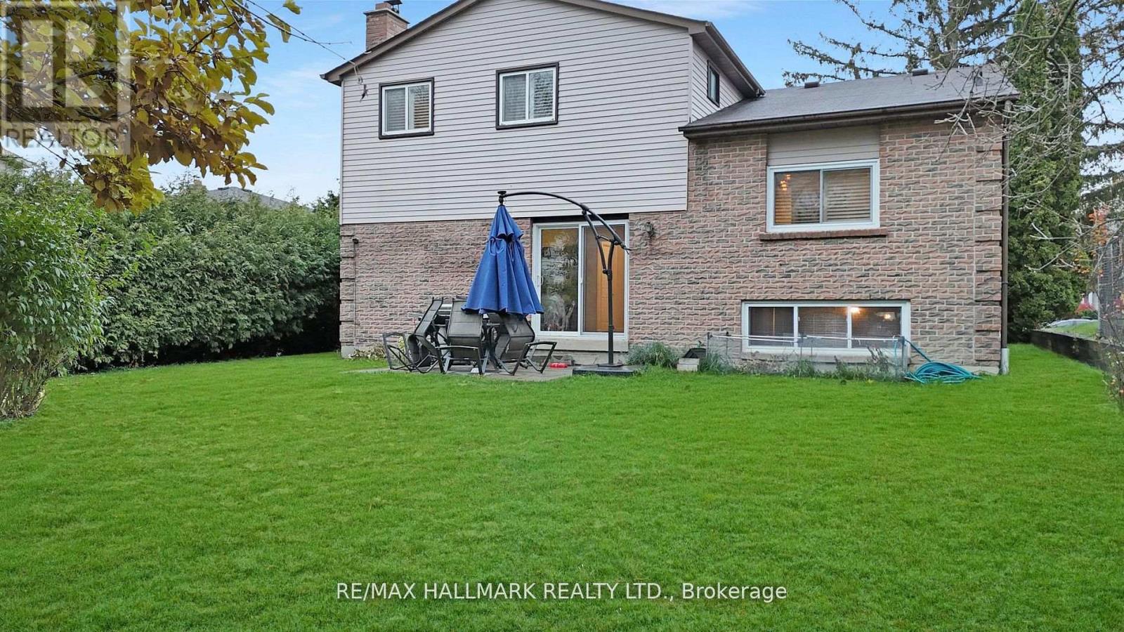 22 Avondale Crescent, Aurora, Ontario  L4G 3P6 - Photo 27 - N12808688