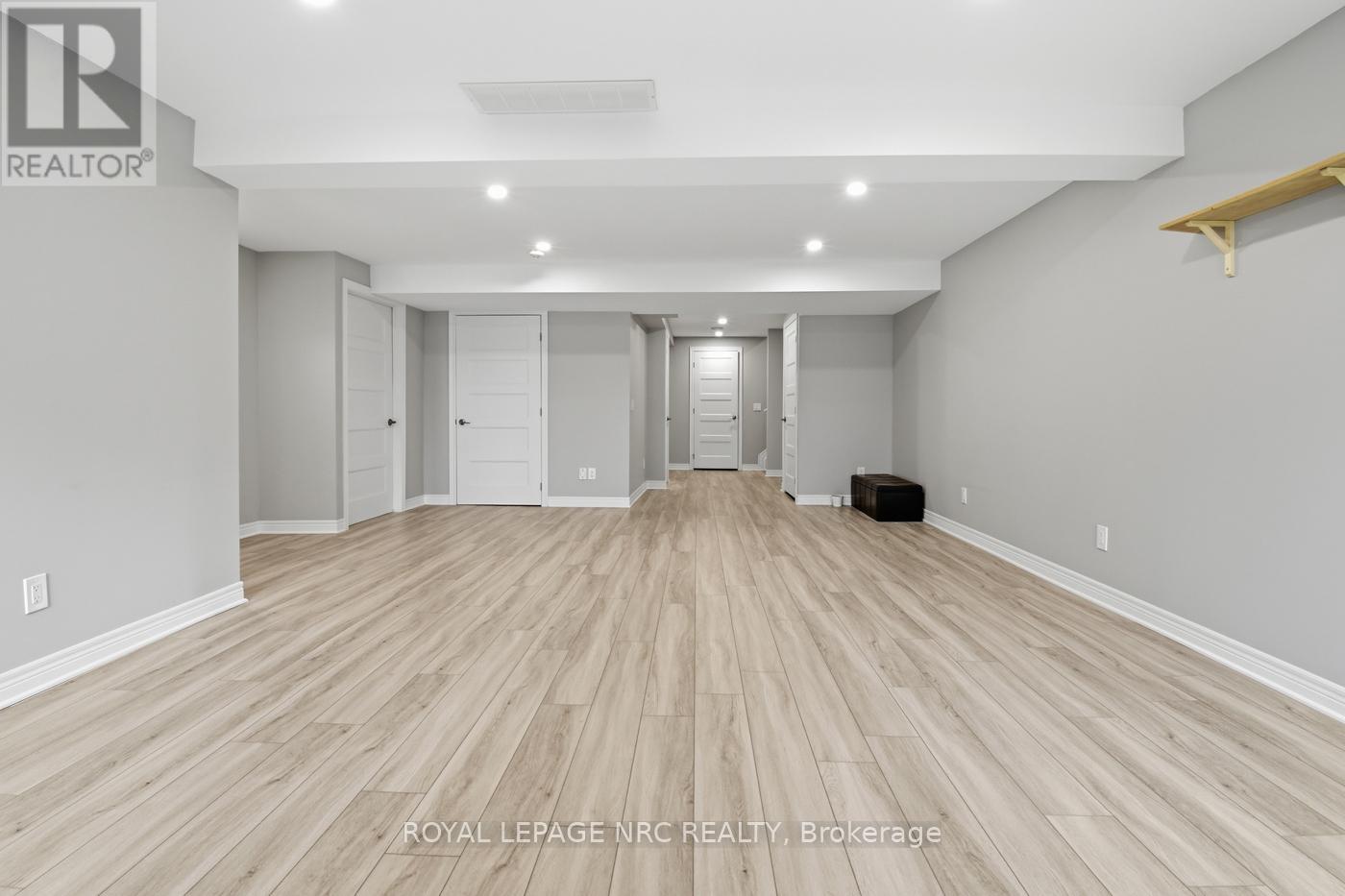 29 Hopkins Street, Thorold, Ontario  L2V 0E9 - Photo 42 - X12908384