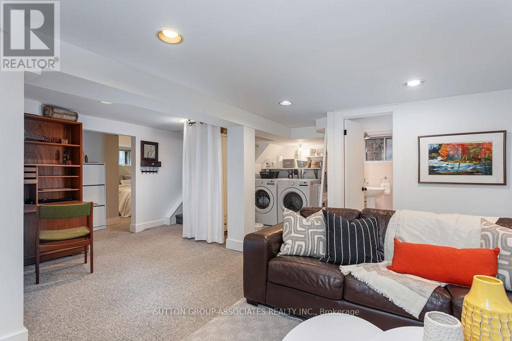 50 Thornhill Avenue, Toronto (Lambton Baby Point), Ontario  M6S 4C5 - Photo 36 - W12913552