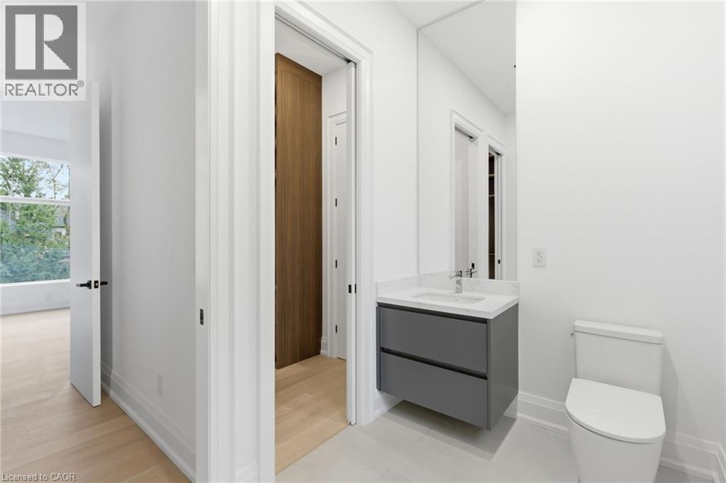 135 Secord Lane, Burlington, Ontario  L7L 2H6 - Photo 35 - 40789525