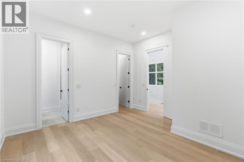 135 Secord Lane, Burlington, Ontario  L7L 2H6 - Photo 29 - 40789525