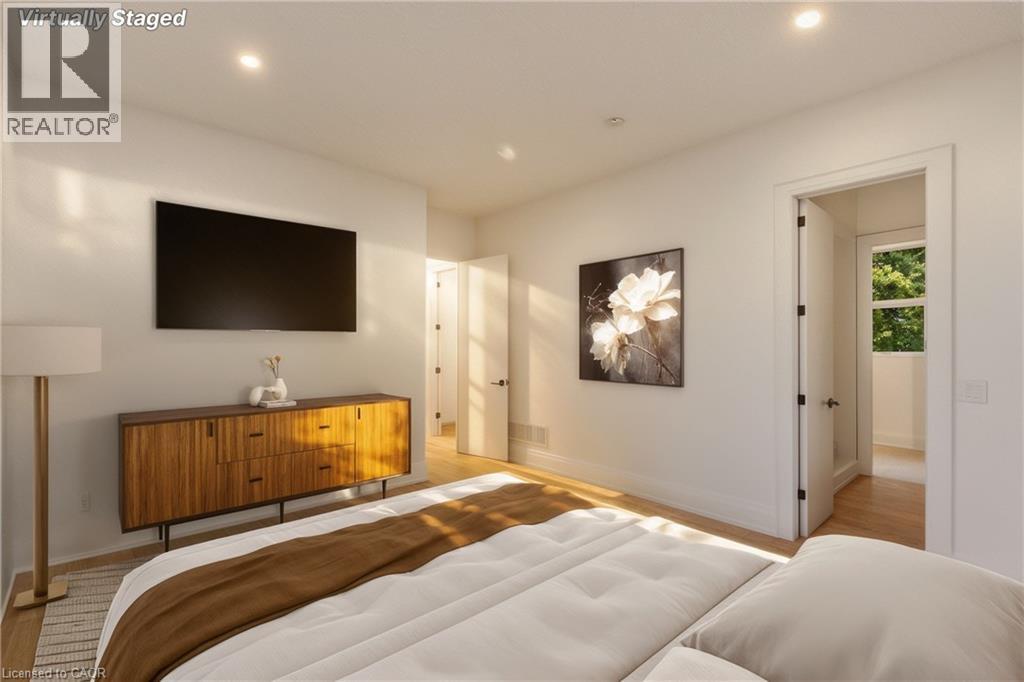 135 Secord Lane, Burlington, Ontario  L7L 2H6 - Photo 38 - 40789525