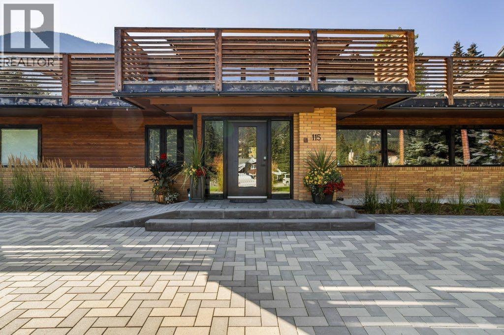 115 Spray Avenue, Banff, Alberta  T1L 1A1 - Photo 9 - A2258433