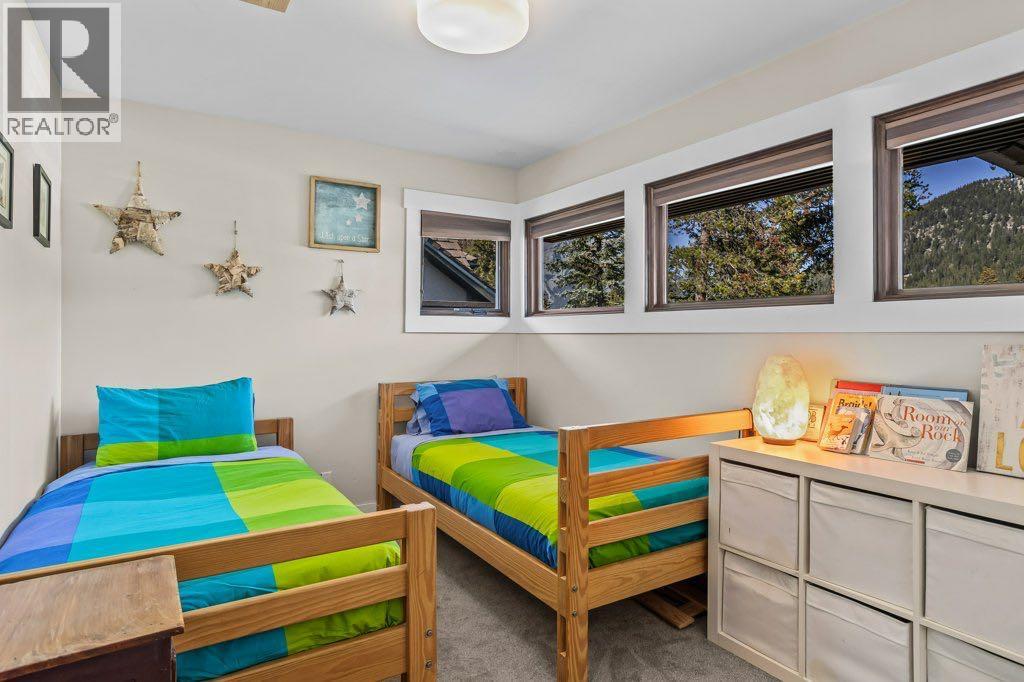 115 Spray Avenue, Banff, Alberta  T1L 1A1 - Photo 30 - A2258433