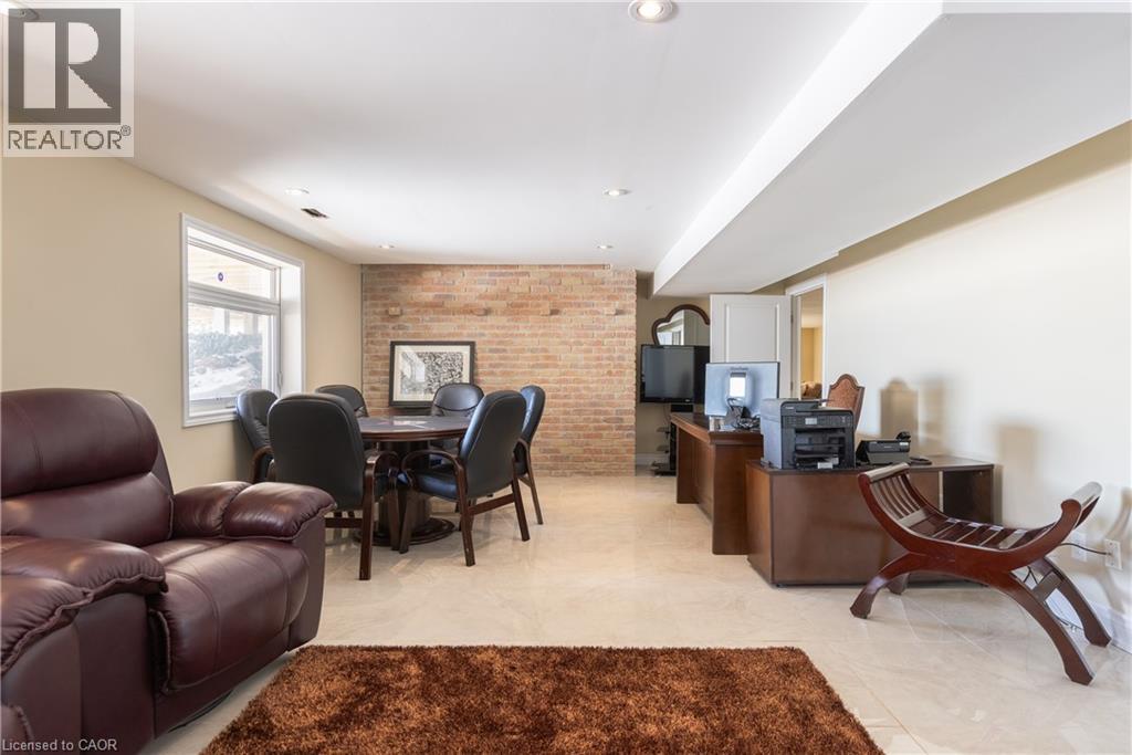 3346 Lakeshore Road W, Oakville, Ontario  L6L 6S6 - Photo 23 - 40814524