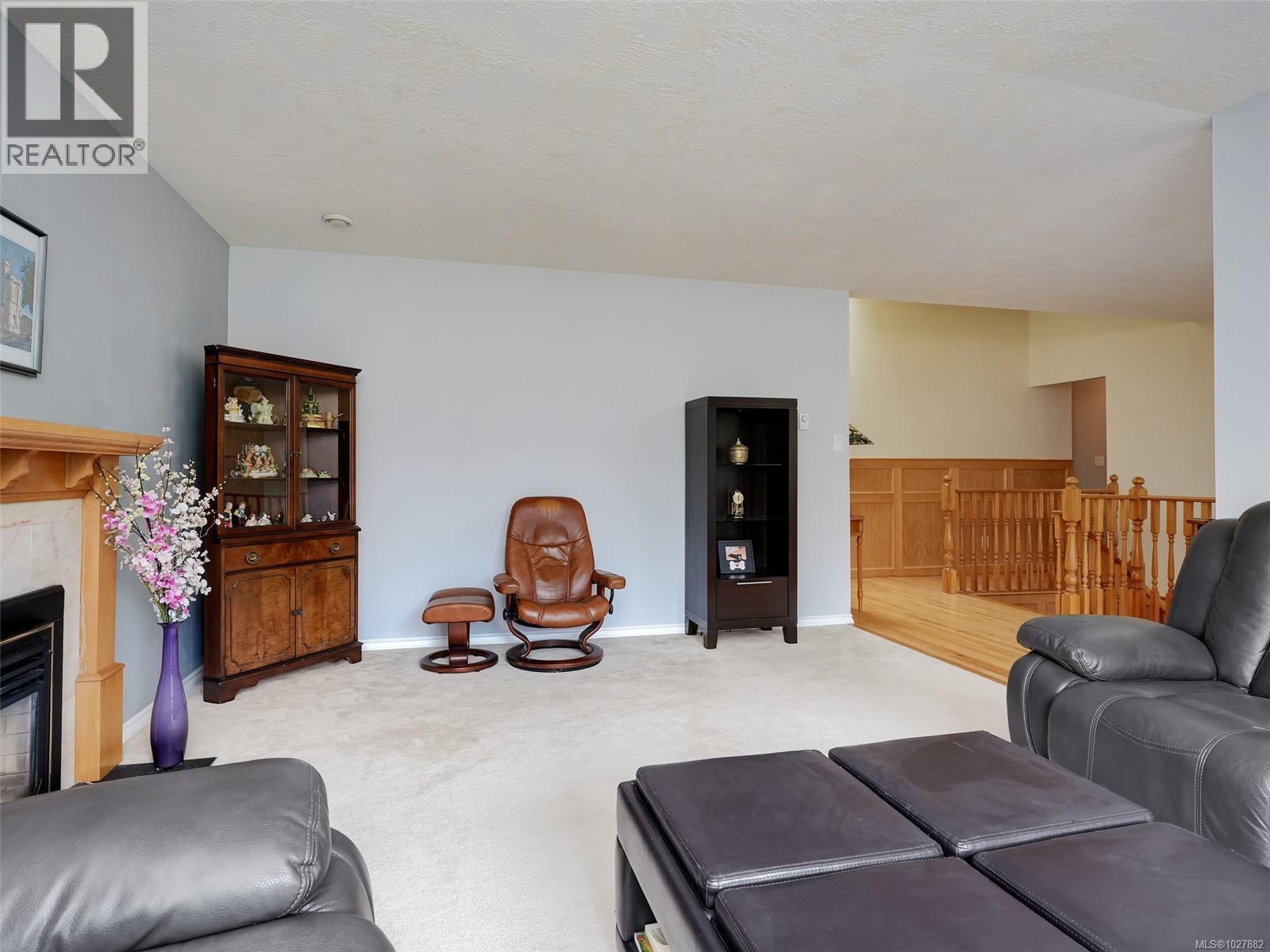 6781 Amwell Dr, Central Saanich, British Columbia  V8M 1A1 - Photo 3 - 1027882