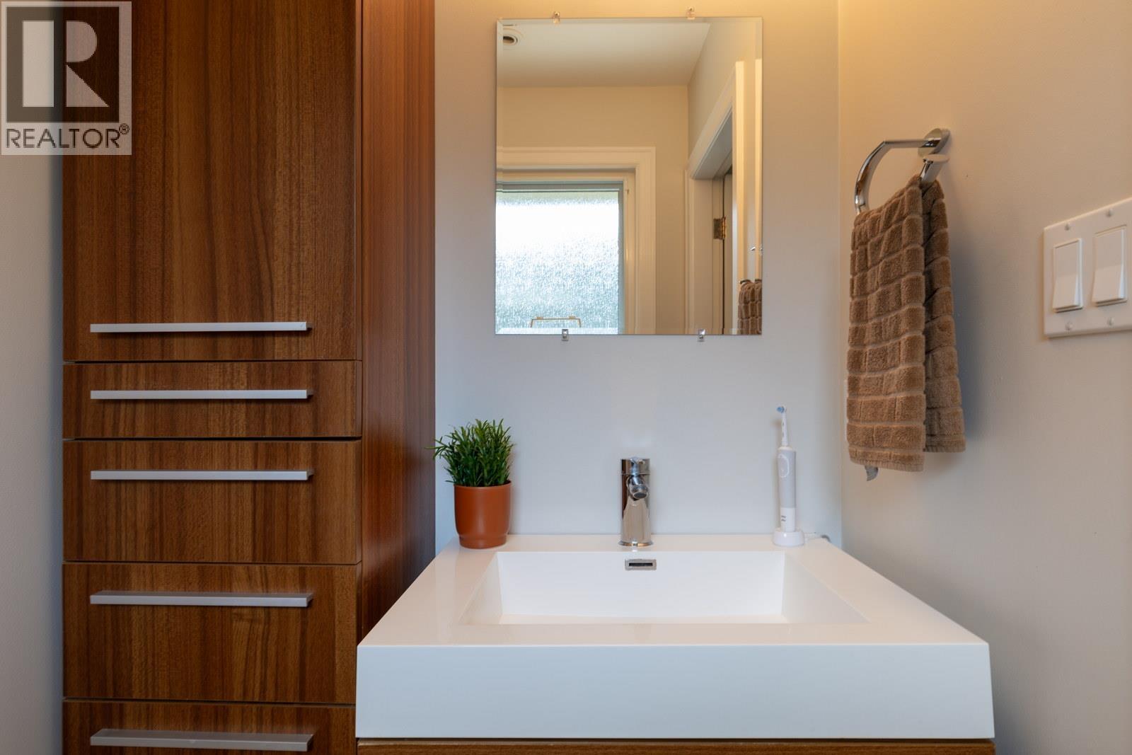 4975 Weaver Drive, Delta, British Columbia  V4M 1R5 - Photo 19 - R3102850