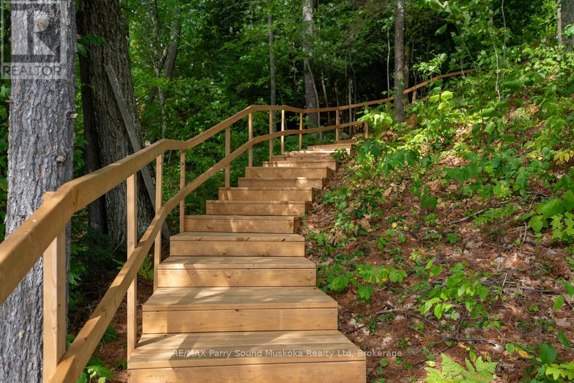 32a Sterner Drive, Seguin, Ontario  P2A 0B2 - Photo 41 - X12914546