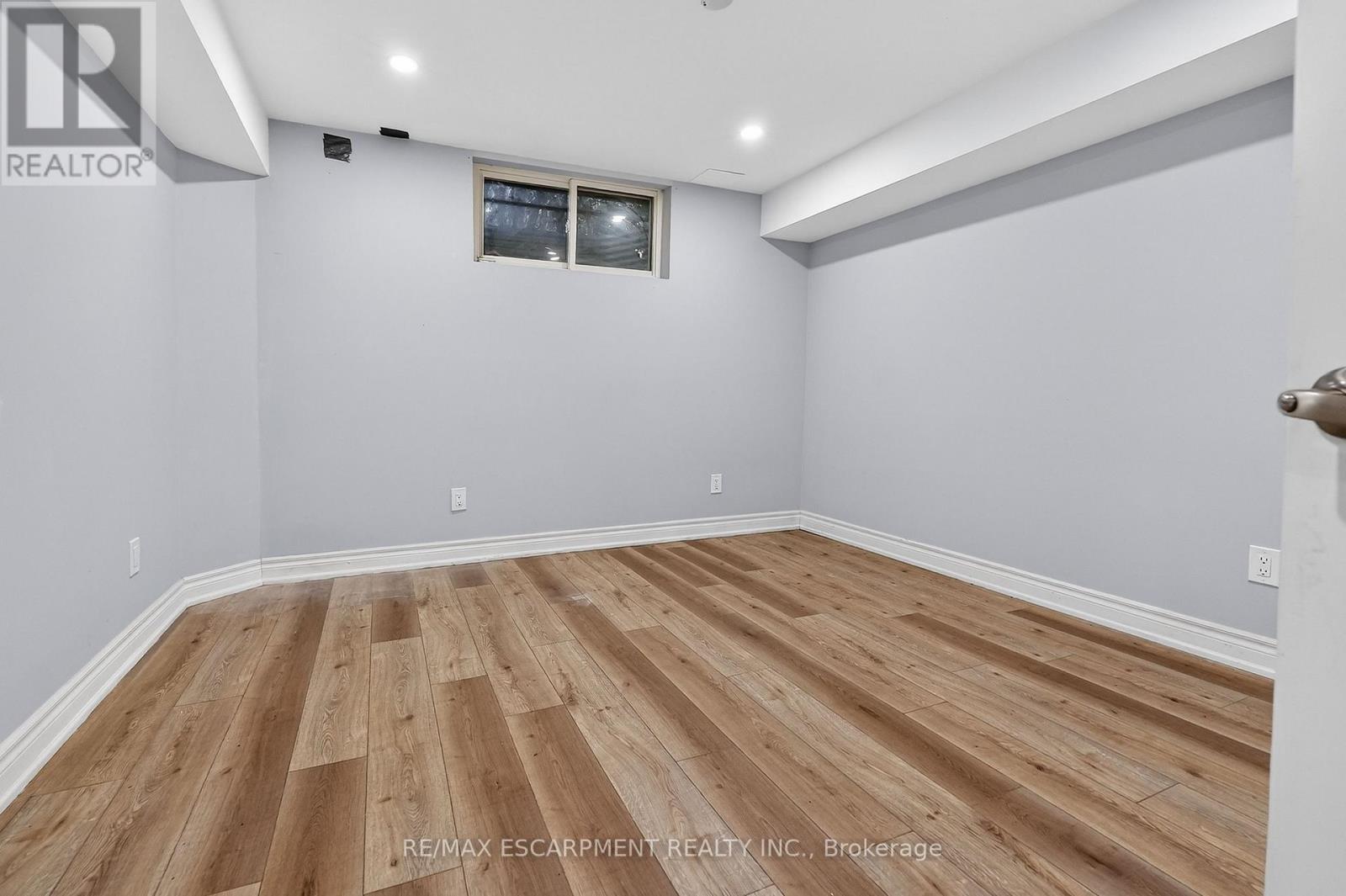 Lower - 214 Main Street E, Grimsby, Ontario  L3M 1P6 - Photo 10 - X12834300