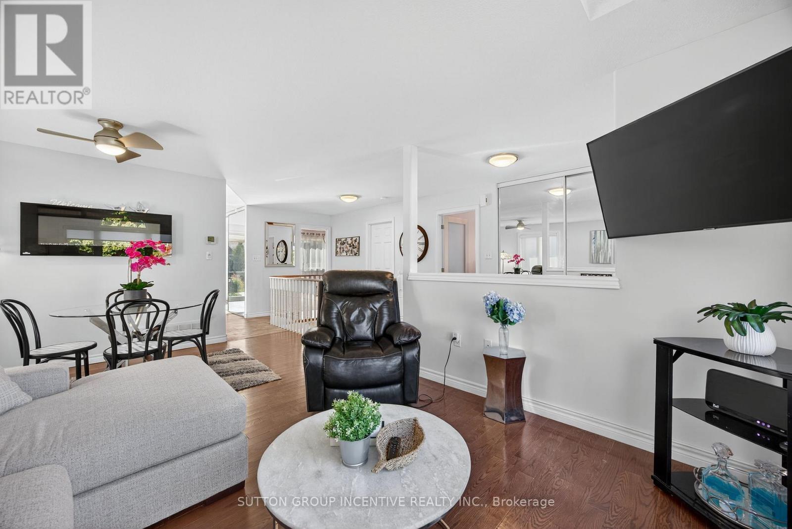 63 Nicklaus Drive, Barrie (East Bayfield), Ontario  L4M 6V7 - Photo 6 - S12913098