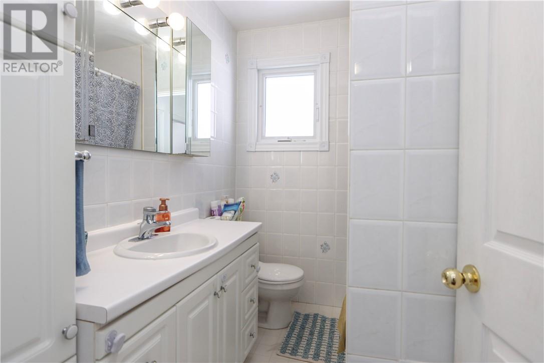 294 Pine Street, Lively, Ontario  P3Y 1N1 - Photo 23 - 2126897