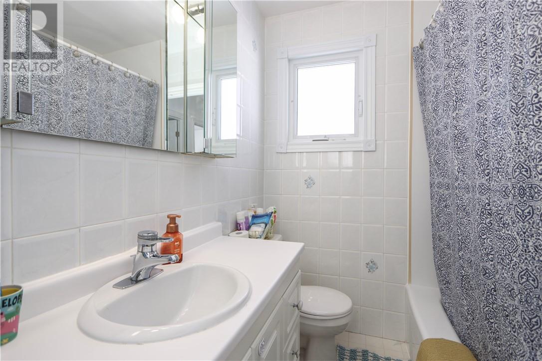 294 Pine Street, Lively, Ontario  P3Y 1N1 - Photo 24 - 2126897