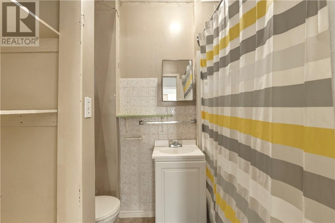 21 Avalon Road, Sudbury, Ontario  P3B 3K6 - Photo 22 - 2126889