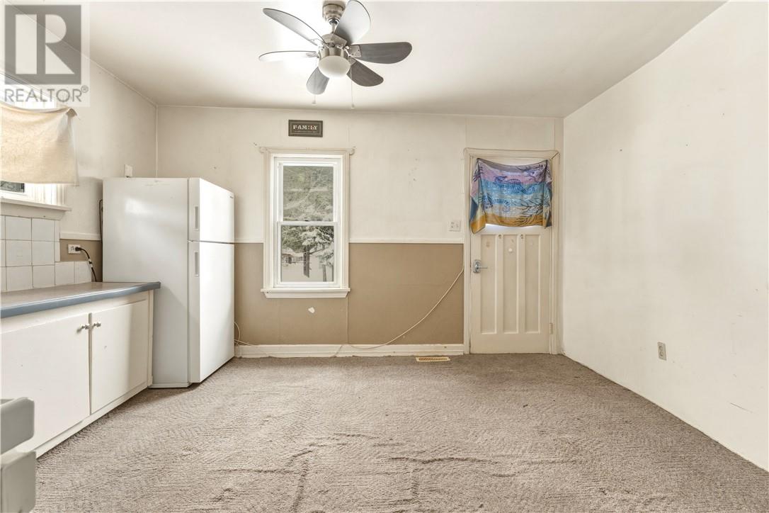 21 Avalon Road, Sudbury, Ontario  P3B 3K6 - Photo 25 - 2126889