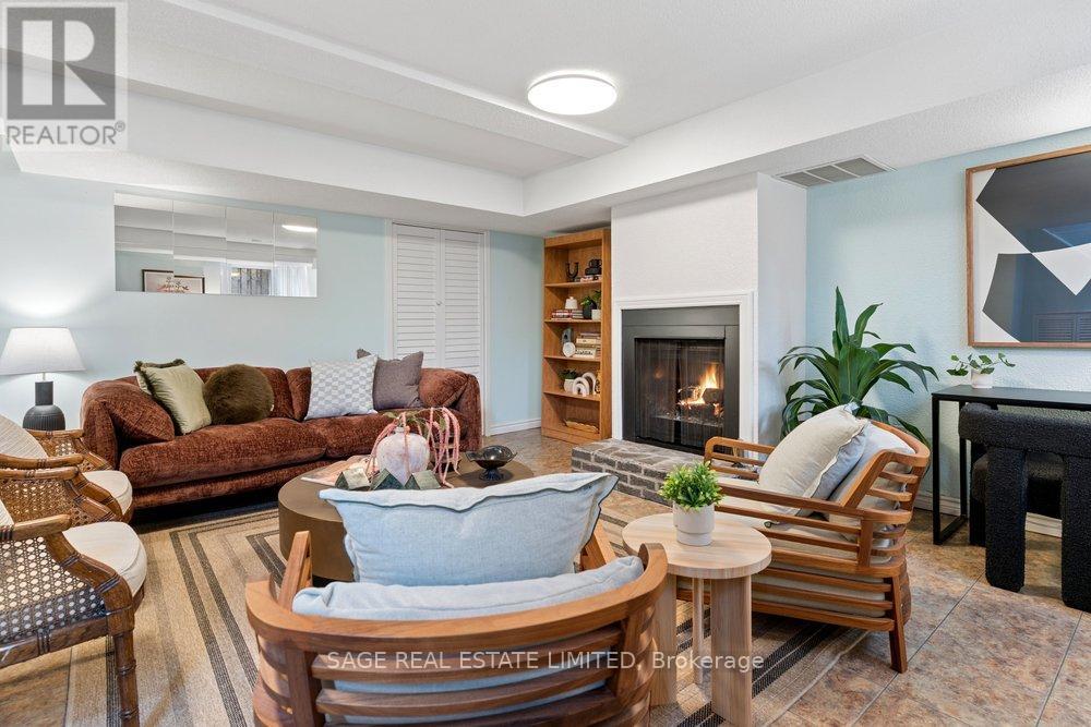 4 - 350 Gerrard Street E, Toronto, Ontario  M5A 2G7 - Photo 37 - C12914382