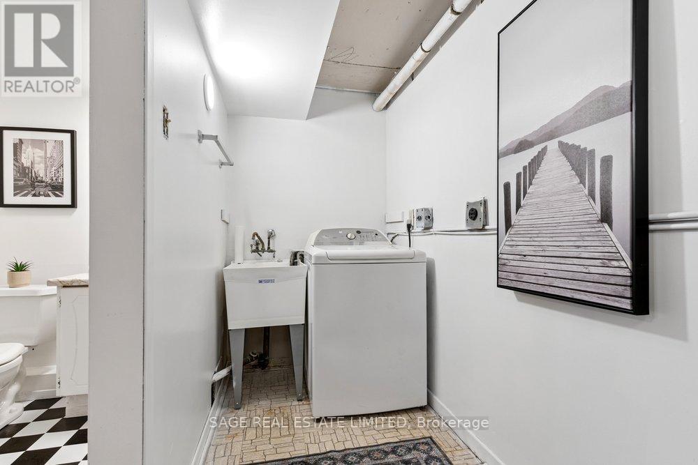 4 - 350 Gerrard Street E, Toronto, Ontario  M5A 2G7 - Photo 44 - C12914382