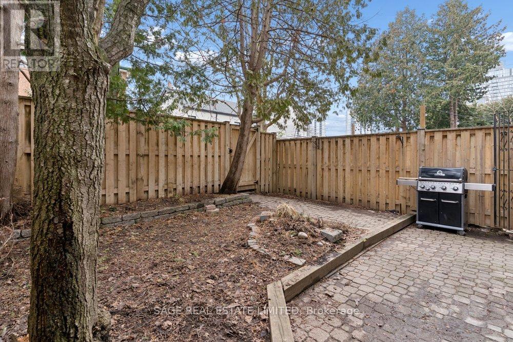 4 - 350 Gerrard Street E, Toronto, Ontario  M5A 2G7 - Photo 46 - C12914382