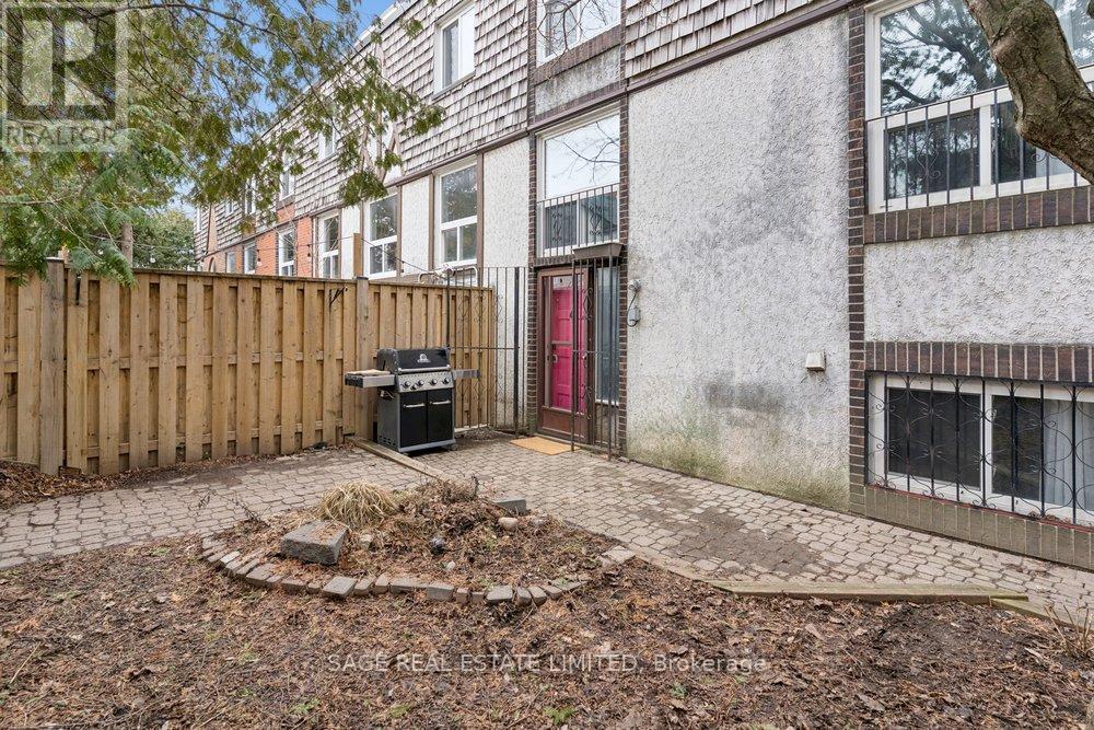 4 - 350 Gerrard Street E, Toronto, Ontario  M5A 2G7 - Photo 48 - C12914382