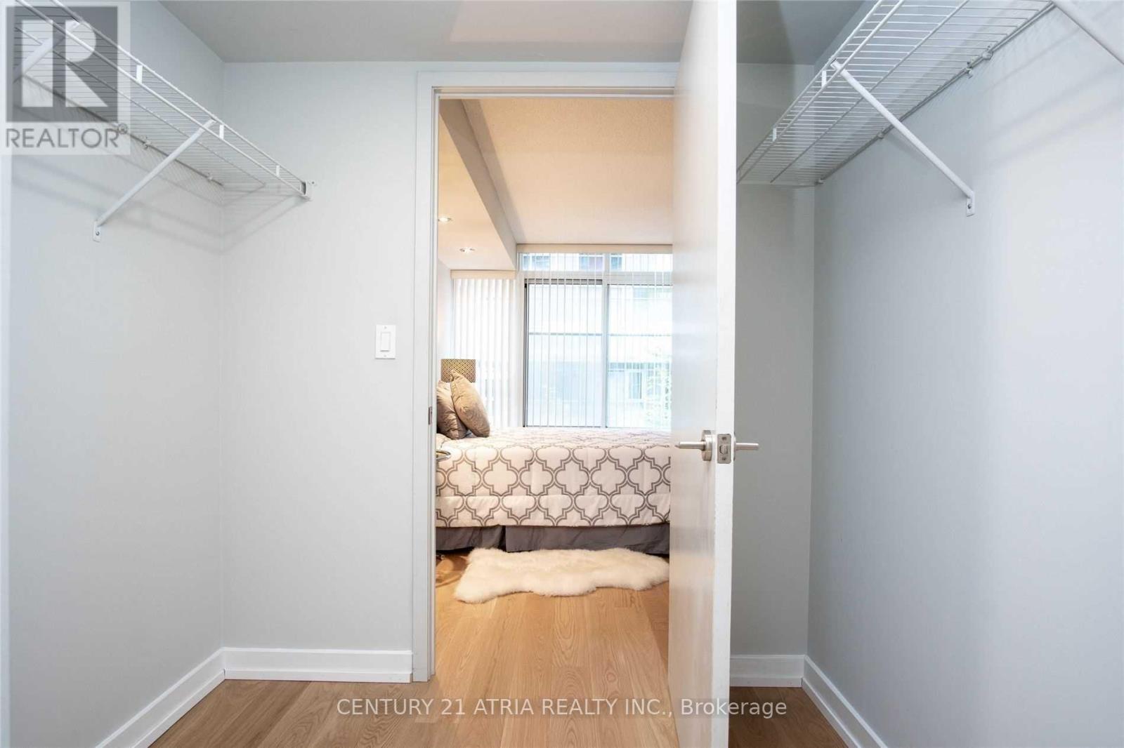 225 - 21 Nelson Street, Toronto (Waterfront Communities), Ontario  M5V 3H9 - Photo 18 - C12914400