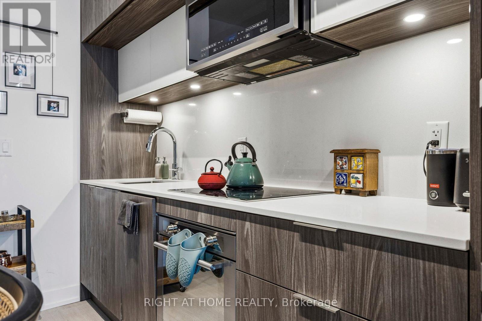 560 - 25 Adra Grado Way, Toronto, Ontario  M2J 0H6 - Photo 17 - C12914412