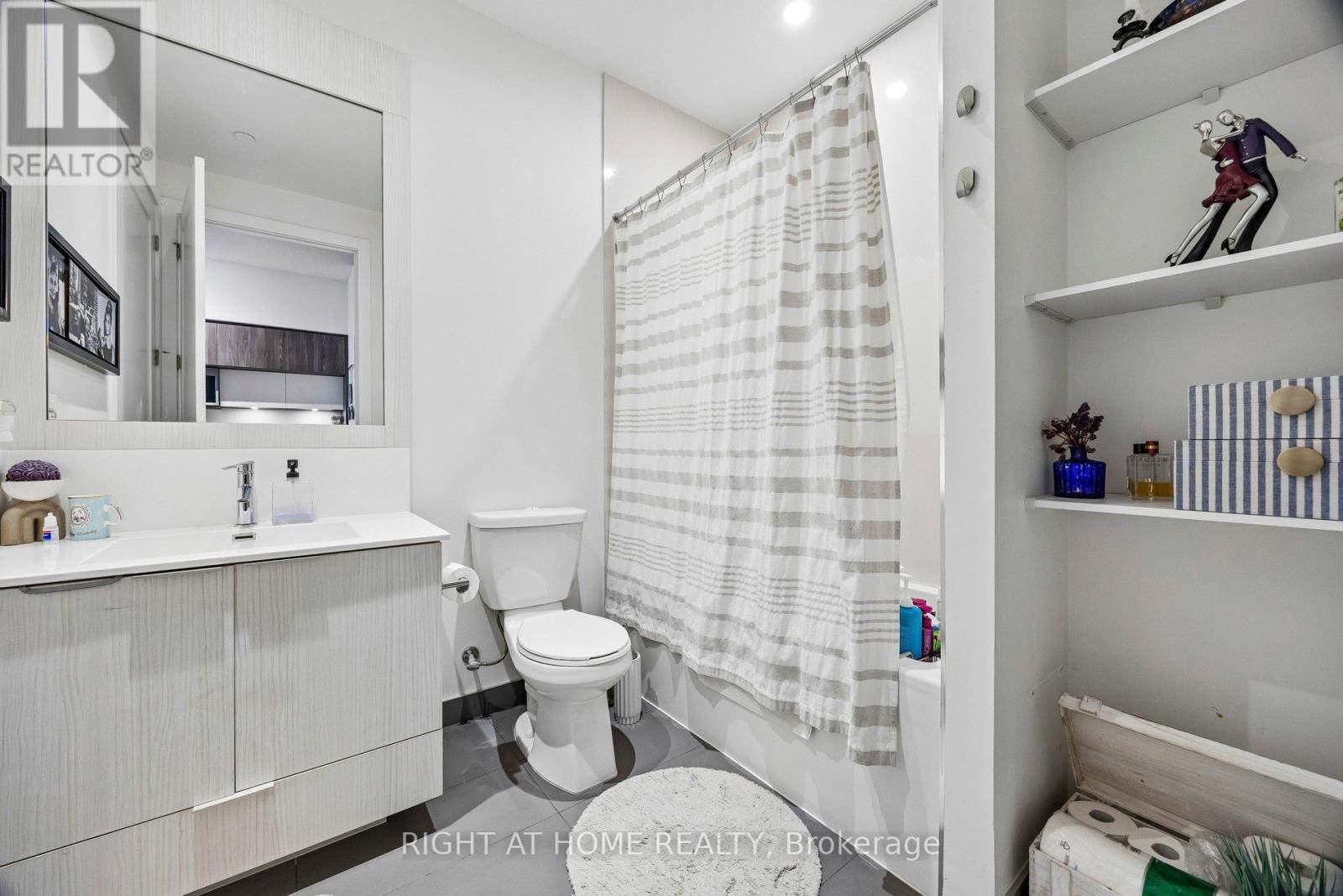 560 - 25 Adra Grado Way, Toronto, Ontario  M2J 0H6 - Photo 21 - C12914412