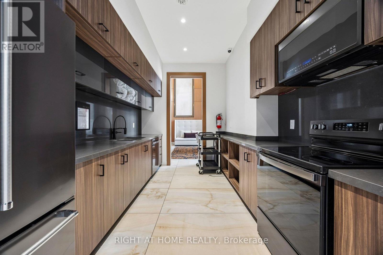 560 - 25 Adra Grado Way, Toronto, Ontario  M2J 0H6 - Photo 28 - C12914412