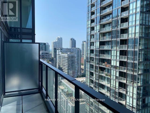 3008 - 115 Blue Jays Way, Toronto (Waterfront Communities), Ontario  M5V 0N4 - Photo 10 - C12914446