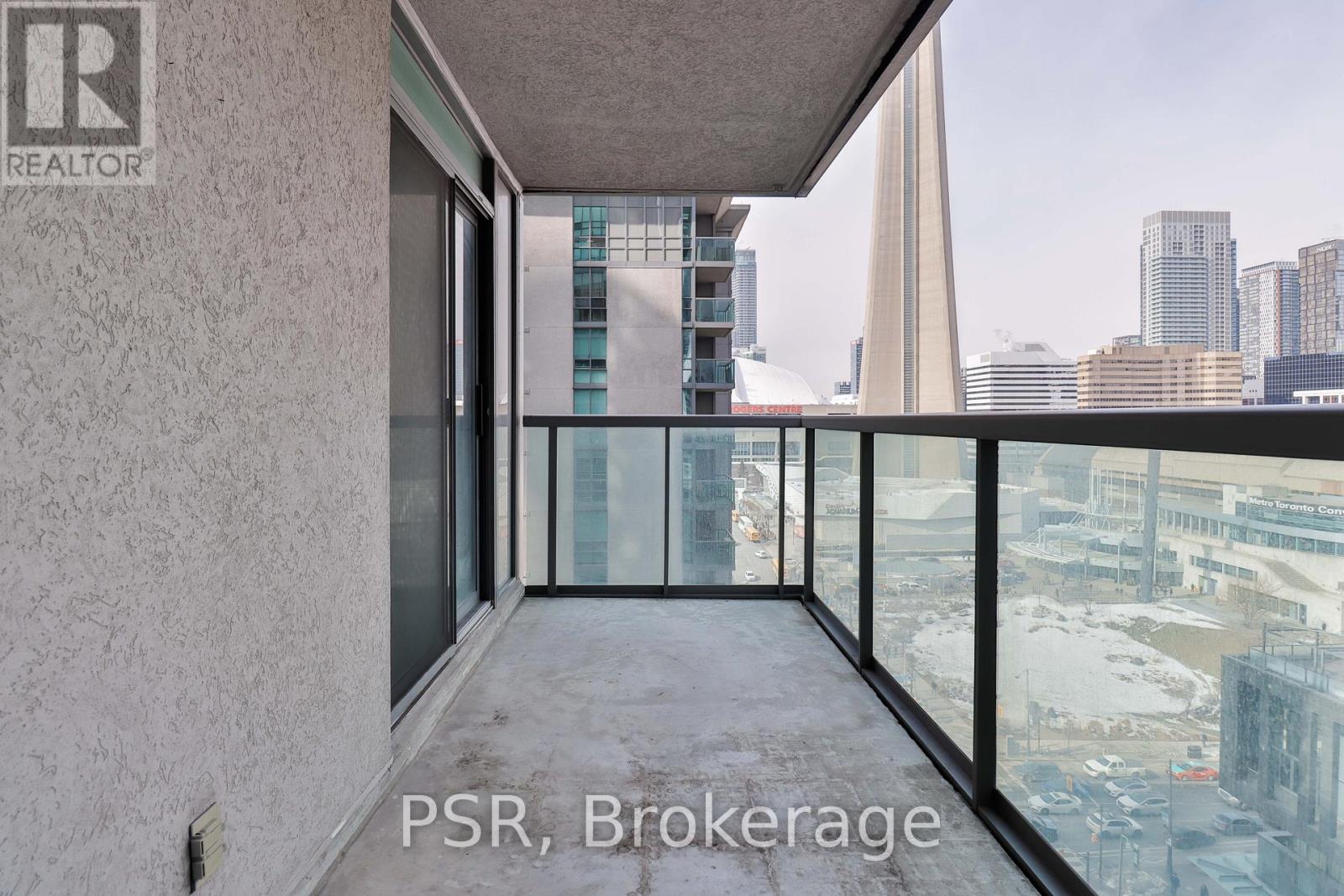 1602 - 30 Grand Trunk Crescent, Toronto (Waterfront Communities), Ontario  M5J 3A4 - Photo 39 - C12914474