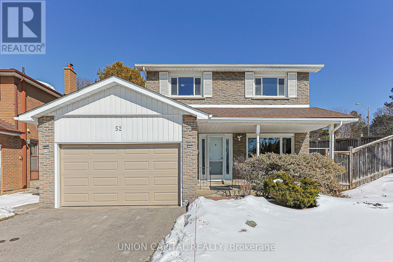 52 BARKWOOD CRESCENT, Toronto, Ontario