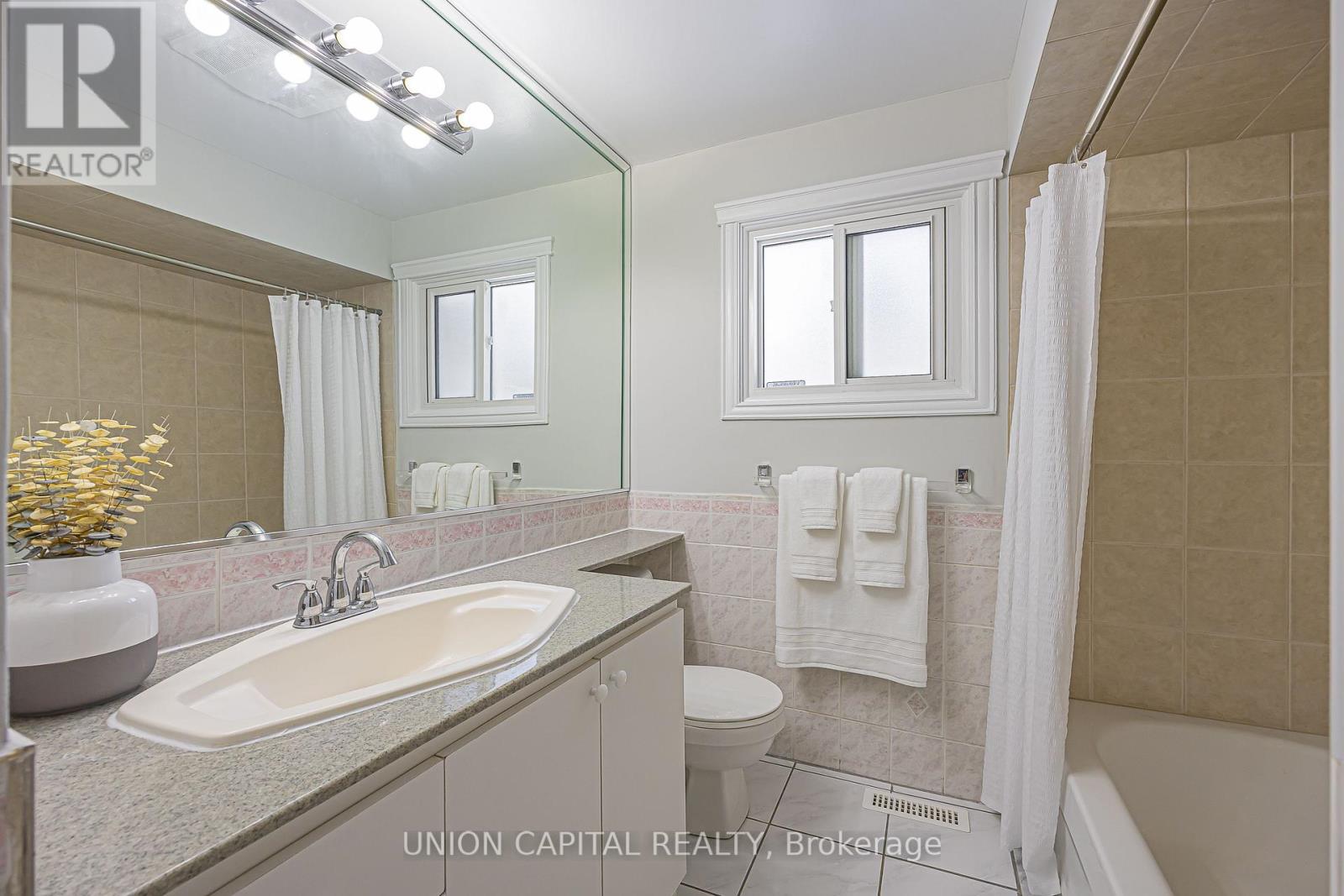 52 Barkwood Crescent, Toronto (Hillcrest Village), Ontario  M2H 3G6 - Photo 29 - C12914494