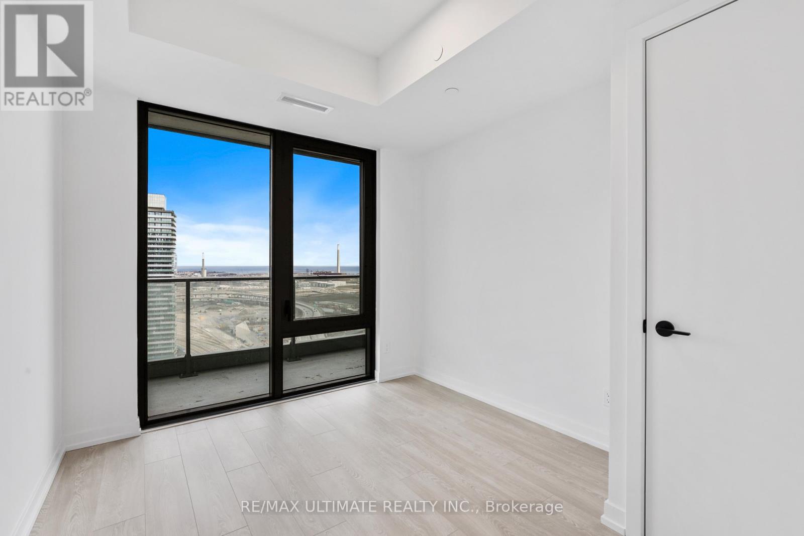 3011 - 35 Parliament Avenue, Toronto (Waterfront Communities), Ontario  M5A 0Z5 - Photo 12 - C12914532