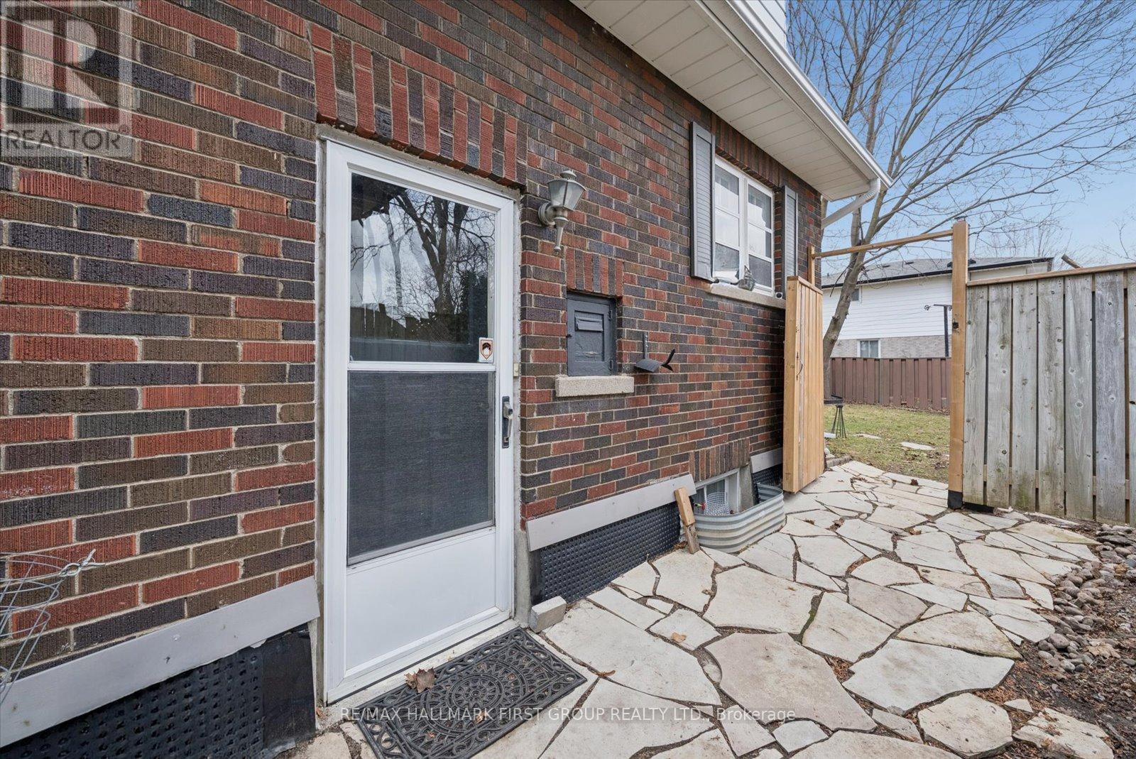 217 Farewell Street, Oshawa (Donevan), Ontario  L1H 6L5 - Photo 25 - E12914396