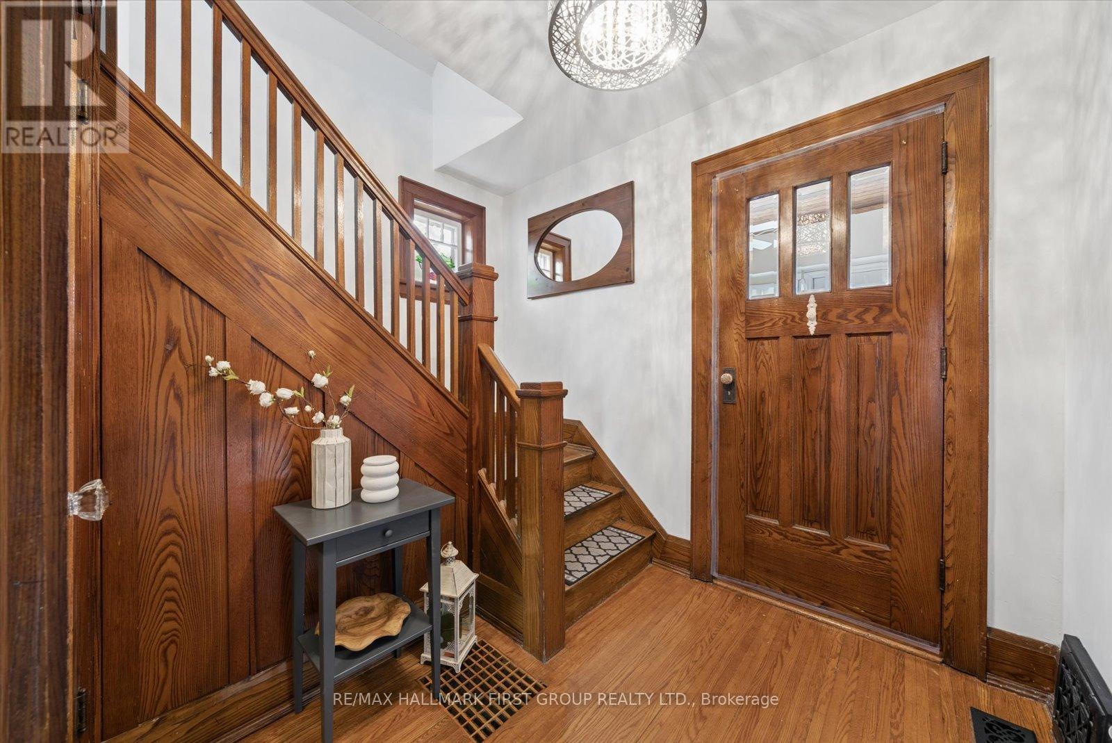 217 Farewell Street, Oshawa (Donevan), Ontario  L1H 6L5 - Photo 5 - E12914396