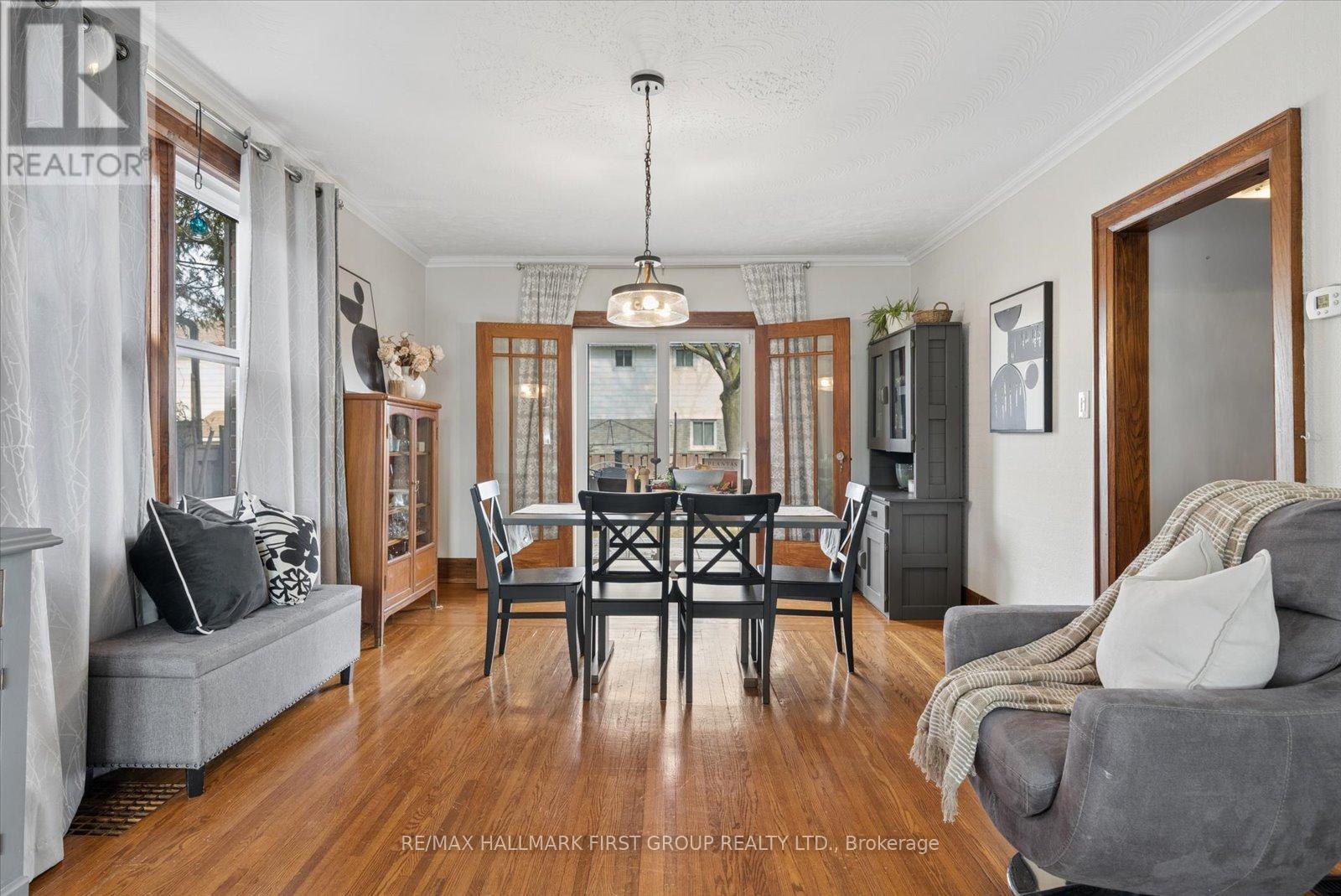 217 Farewell Street, Oshawa (Donevan), Ontario  L1H 6L5 - Photo 8 - E12914396